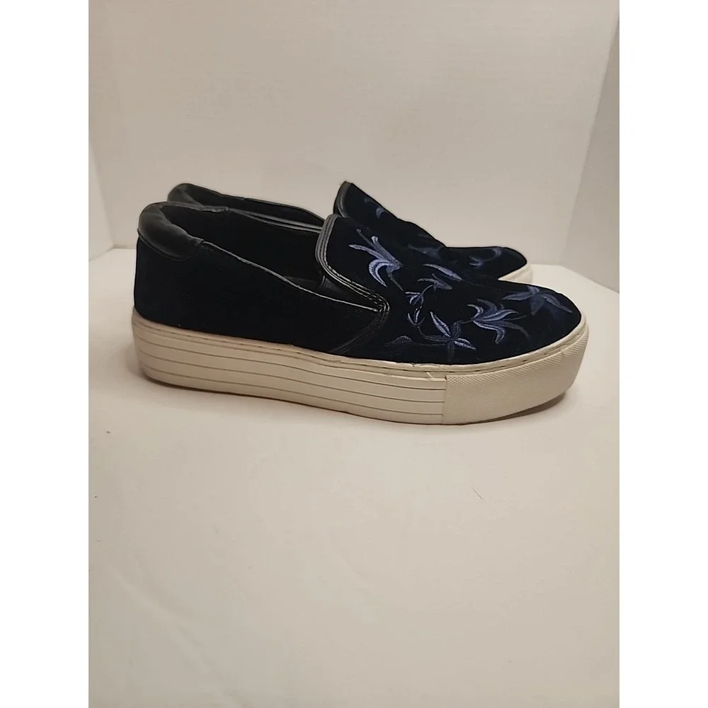 Boho Embroidered Velvet Floral Platform Sneakers Size‎ 9M Blue